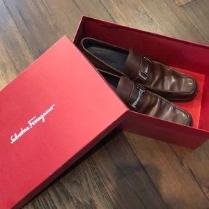 Salvatore ferragamo men’s 10.5 dress shoes